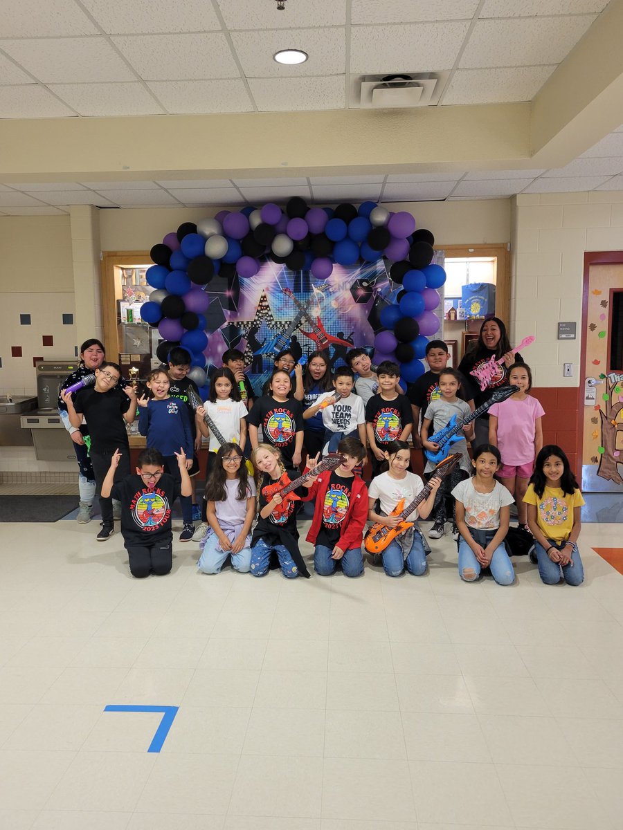 Mrs. Saltibus tweet media