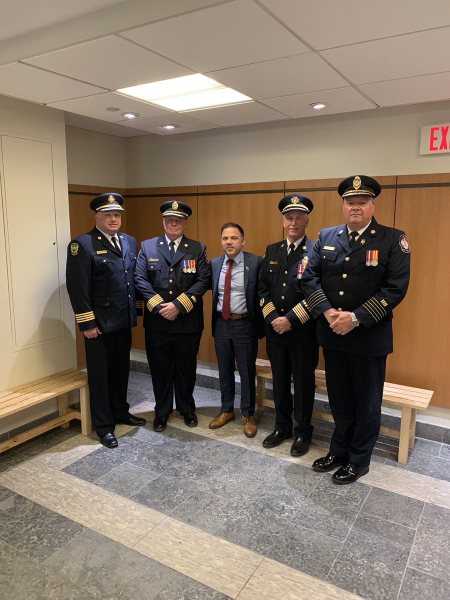chiefboz's tweet photo. Non-partisan support throughout Queen’s Park today on fire sector 🔑 issues #OAFC2023. Impressive turnout & support from @ONFireChiefs members & staff!! 🙏 all!#MentalHealth #FFSafety #NG911 #SimultaneousDispatch #FireSafetyandCodes
#PubEdandPrevention #CertificationTraining https://t.co/w4F8BndUL8