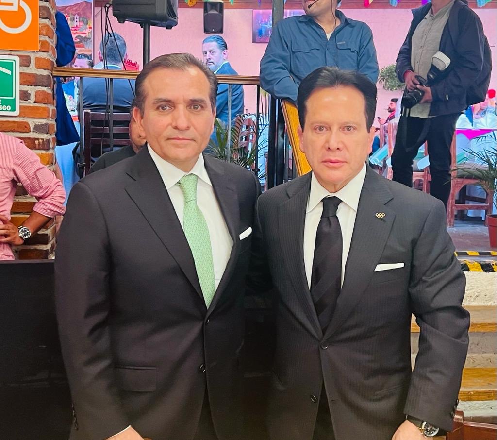 DanielAceves84's tweet photo. (2/2)… @ciro_nucci @QuirarteCharros @RodVargasMX y Franco Carreño, en el #WBC60 Aniversario. https://t.co/2TIlnru9ut