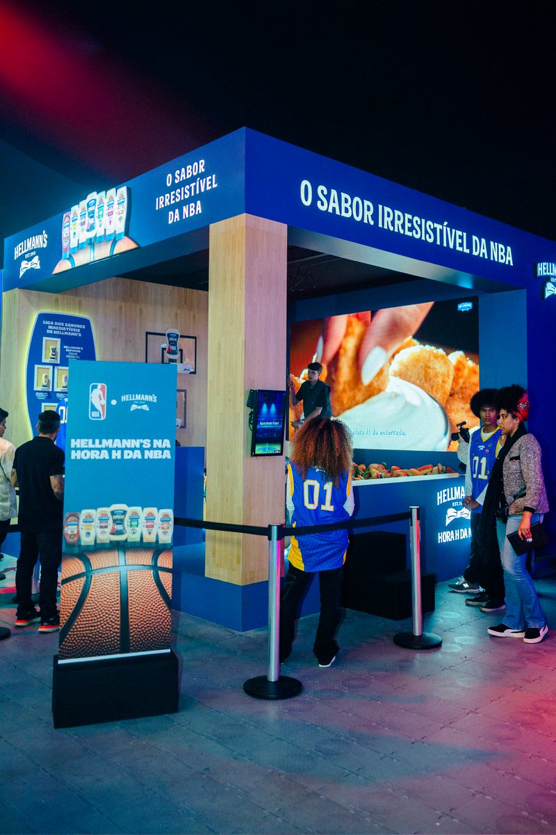 NBA do Povo 🏀🇧🇷 (@nbadopovo) on Twitter photo ACONTECEU
Hellmann's convidou o ADM para conhecer o sabor irresistível da NBA e me trouxe para a festa de abertura da NBA House
Muito obrigado <a href="/hellmannsbrasil/">Hellmann's Brasil</a> #HoraHdaNBA #publi ACONTECEU
Hellmann's convidou o ADM para conhecer o sabor irresistível da NBA e me trouxe para a festa de abertura da NBA House
Muito obrigado <a href="/hellmannsbrasil/">Hellmann's Brasil</a> #HoraHdaNBA #publi