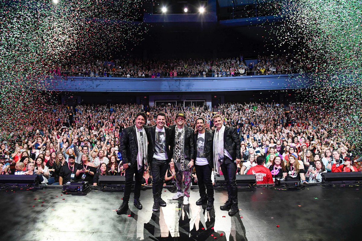 NKOTB's tweet photo. We are still processing all of the love and joy from this weekend. If you couldn’t be here in person, know that you were here in our hearts. Without each and every one of you there wouldn’t be a BLOCKCON. Here are a just a few highlights. We love you Blockheads!!! https://t.co/FhAeGItWMR