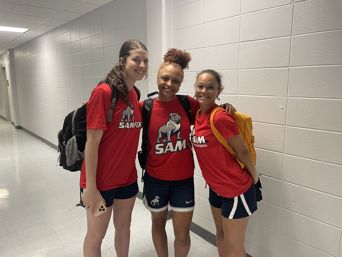 First day of school and workouts today for these freshmen! <a href="/SamfordWBB/">Samford Women's Basketball</a> <a href="/ItsMe_AubreyB/">Aubrey Blankenship</a> @TheLoveJoy2023 <a href="/WaldonAlonya/">Alonya Waldon</a>
