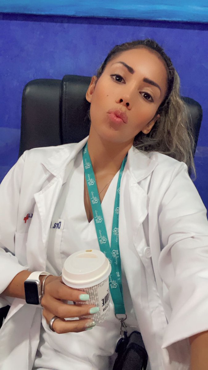 BiancaGivenchi's tweet photo. Turnos love👩🏼‍⚕️🤍 https://t.co/oclsu6qpRj