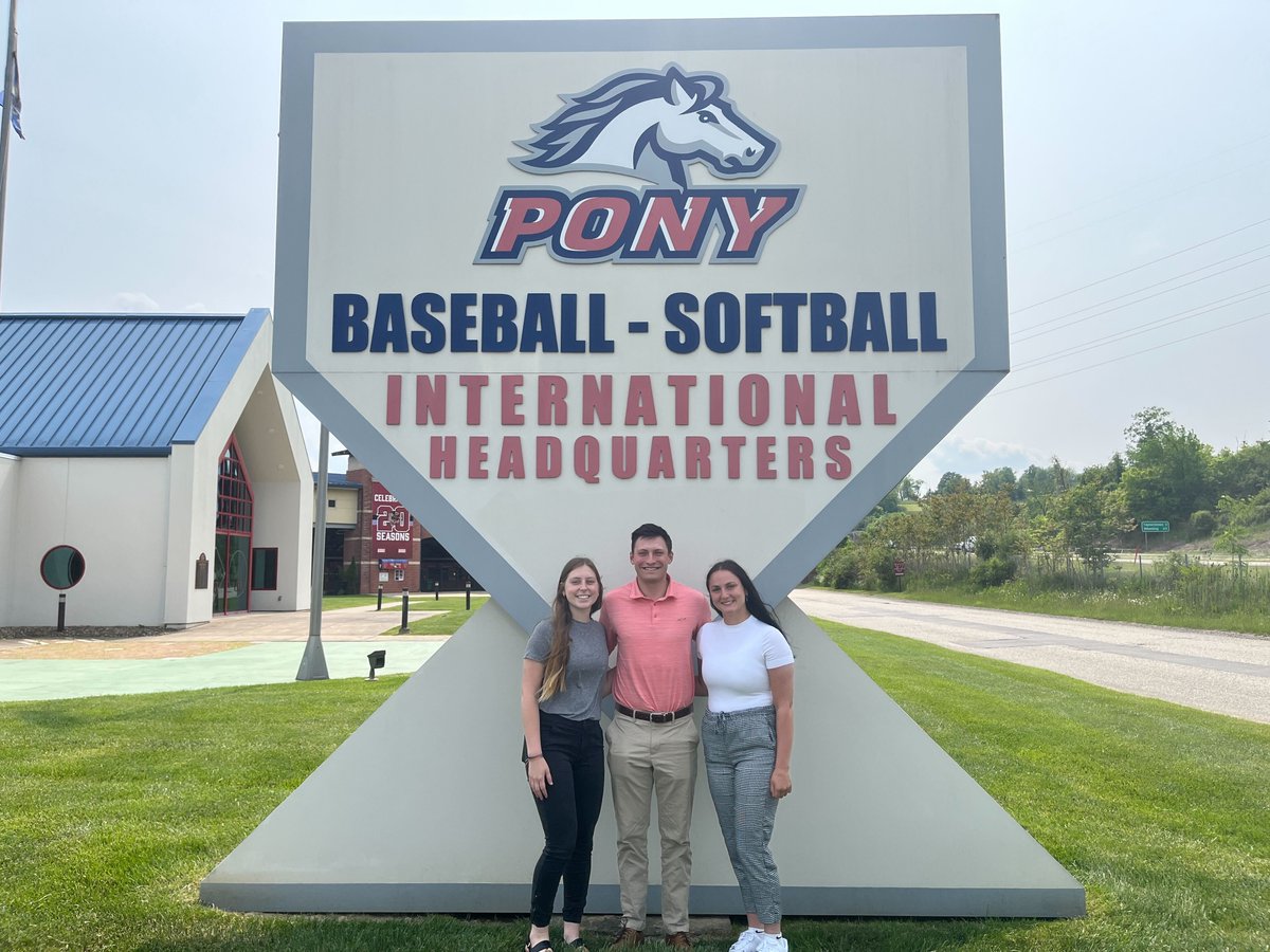 ponyworldseries's tweet photo. After playing in the 2017 @DICKS Sporting Goods PONY League World Series, Nick Popielarczyk now finds himself on the administrative side of the World Series. Read more about Nick's experience, as well as our other World Series interns, Kaci Alderson and Caylin Angel. 

READ: https://t.co/OiV28EnGsu