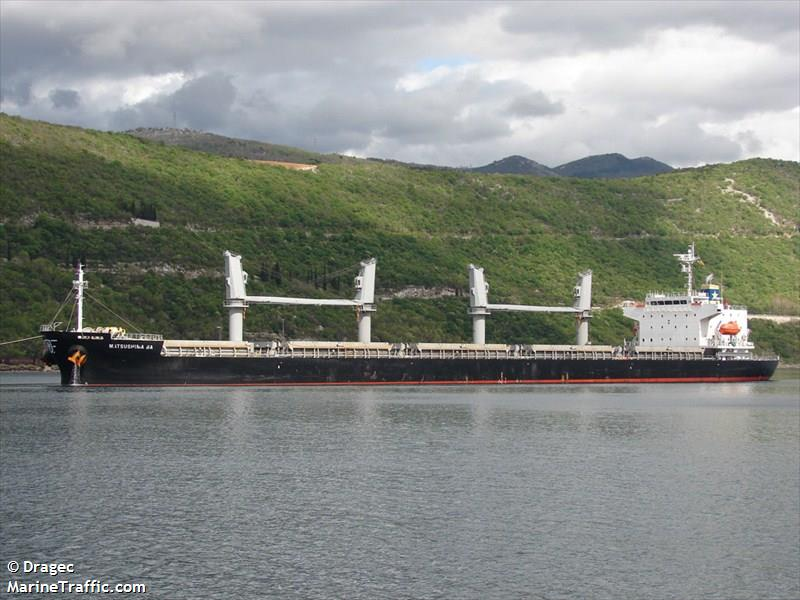 FlconEYES's tweet photo. #MAPLETULIP 9536997
Buque de carga
2ra entrada a #Cuba.  
#Vancouver #Canada-#Moa
Cala:10.2/10m lleno
Cap: 33k Ton
Anteriormente trajo maquinaria para la extracción de #Niquel por #Sherrit; q el pueblo cubano no disfruta de sus beneficios.
#Ahora #OSINTCuba #cubarcos #Cuba #30May https://t.co/Lmn0hfaDUN