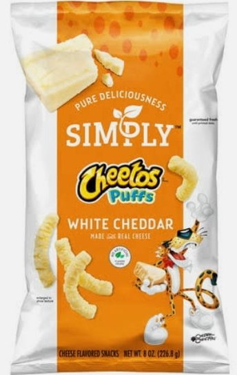 oh_amh's tweet photo. I think I'm in love with white cheddar Cheetoes https://t.co/qxPufkrhAv