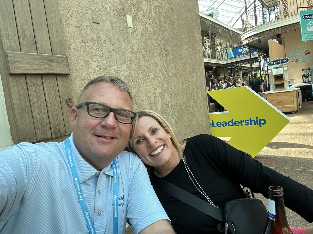 DrNelsLindberg's tweet photo. Been going to @EntreLeadership summit since 2016, first year for my wife and business partner! Jacked she is here with me!
#changinglives #entreleadership #movingmountains https://t.co/8tGwVpoVEB