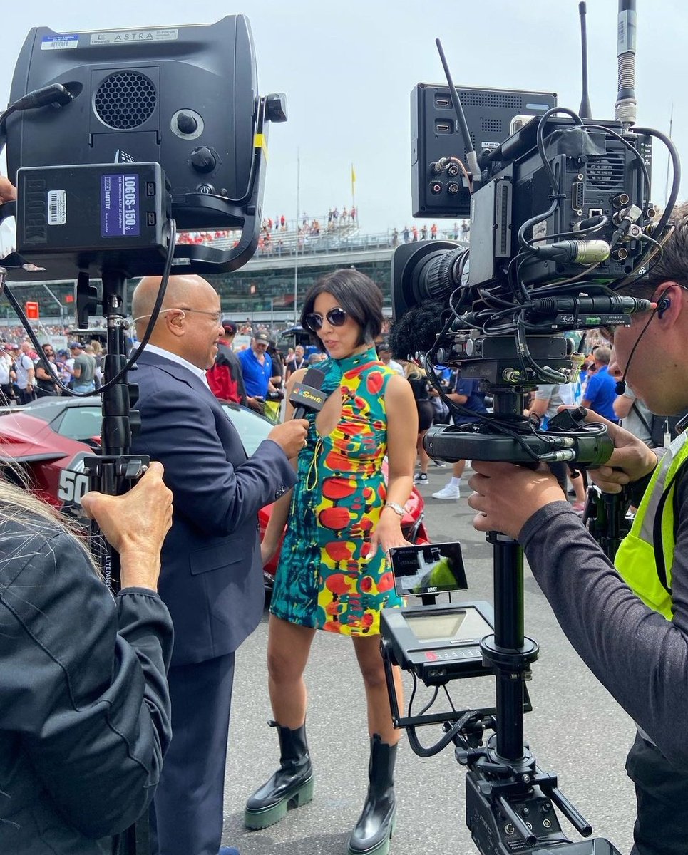 stephaniebbr's tweet photo. 📸 | Mais fotos da Stephanie no Indy 500, no último final de semana. https://t.co/GuxmT4Qvio