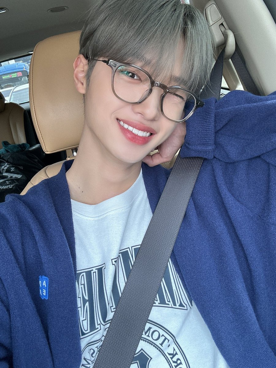 02B0YZ's tweet photo. aaaajjsudjjqaaa https://t.co/zvQuQWevo4