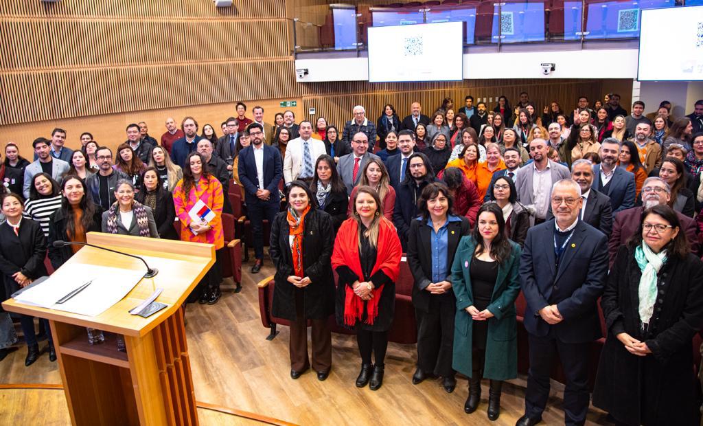 JunaebM's tweet photo. Hoy realizamos nuestra #CuentaPública con los principales hitos del último año. 

Trabajamos para disminuir las brechas en el sistema educativo y así niñas, niños y jóvenes pueden alcanzar sus sueños, porque la educación es un derecho de todas y todos.

#JunaebTeApoya https://t.co/KGPJwQmtNZ