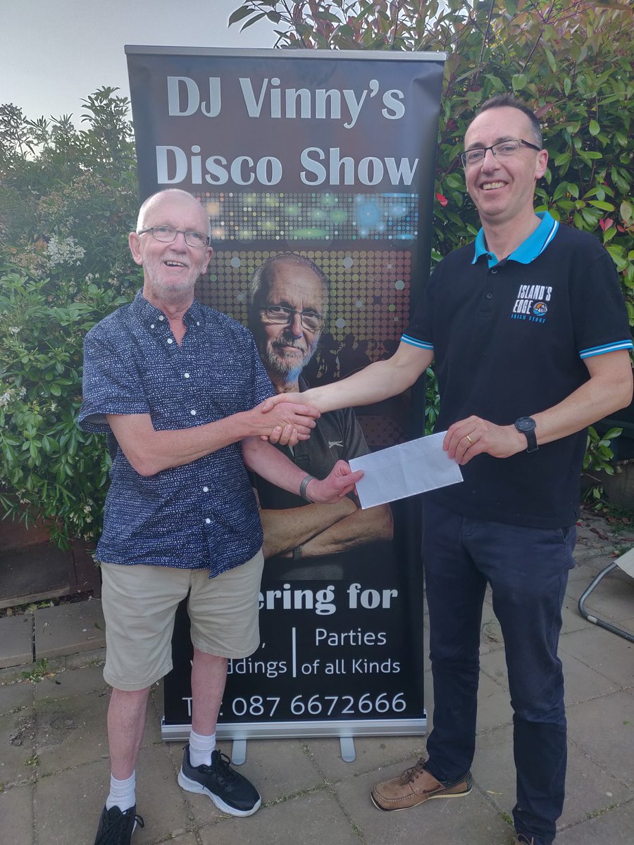 Vinny Savage seen here presenting Tom Boland of Defibs For Life Nenagh with funds which he singlehandedly raised for our campaign totalling a whopping €9200 😲Many of the defibrillators soon to be installed locally would not be possible without Vinny's input We are so grateful.