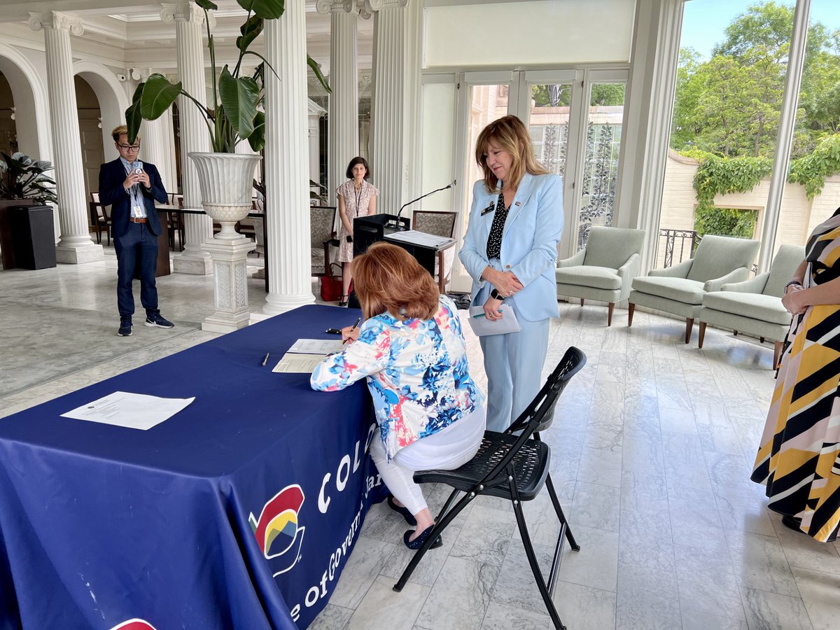EDFColorado's tweet photo. We were very pleased to attend today's signing ceremony in which Lieutenant Governor Primavera signed SB23-014 and SB23-176, making them law in Colorado. 

We thank members of the community for sharing their stories. Greater attention to eating disorders saves lives. https://t.co/oImFIUqXmk