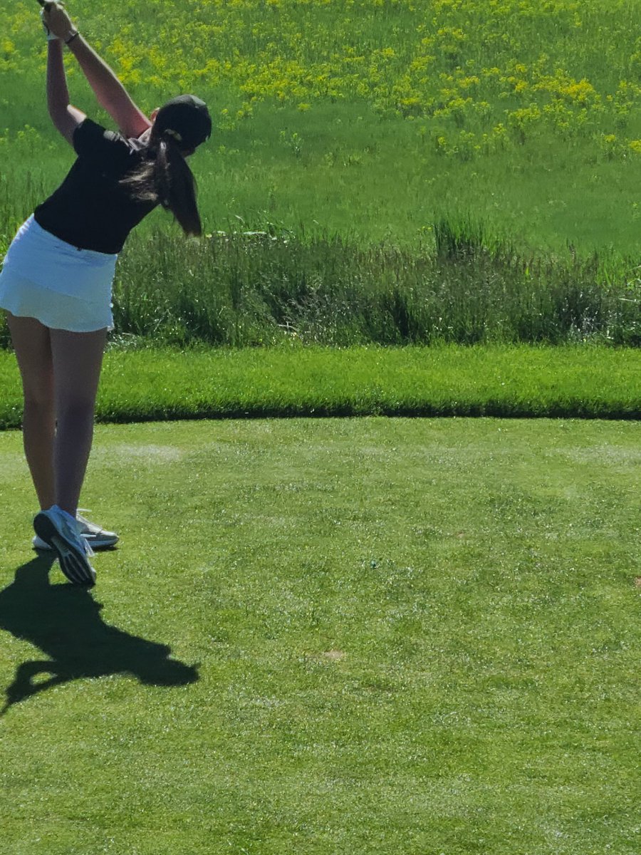 GolfRchs's tweet photo. Good luck to Rock Canyon girls playing 5A State Golf at Black Bear today. Ashleigh Wilson, Ashley Chang, Kelsey Pringle and Brooke Jones. Go Jags!!! https://t.co/qaswsbQMrZ