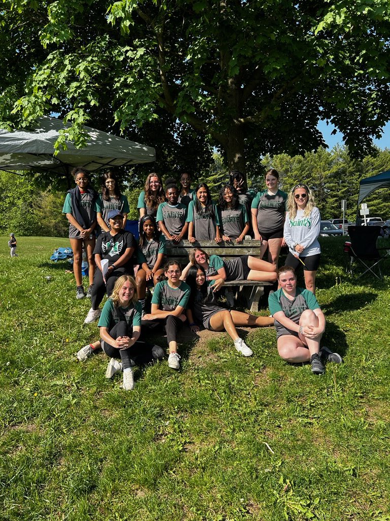 MsVanFleetWCDSB's tweet photo. Girls baseball tournament today at Guelph Lake Sports Field. Our @stpetersaints played hard ball! So proud of you! Thanks to all the volunteers who came to ump today! #threestrikesyourout #oleballgame ⚾️ https://t.co/ZGjtxt61gz