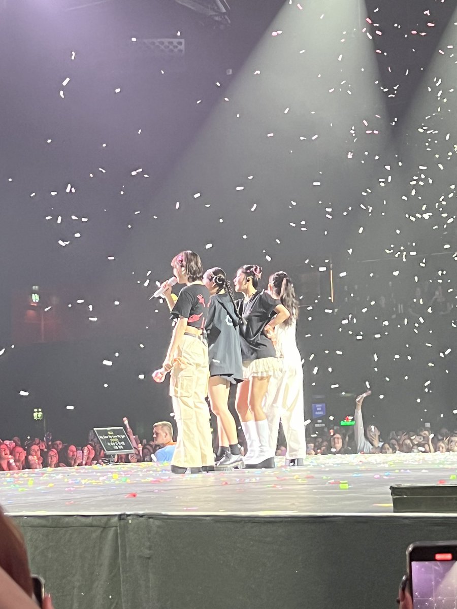 Mommy_Chuu's tweet photo. I screamed and cried https://t.co/pIfxxGIY4j