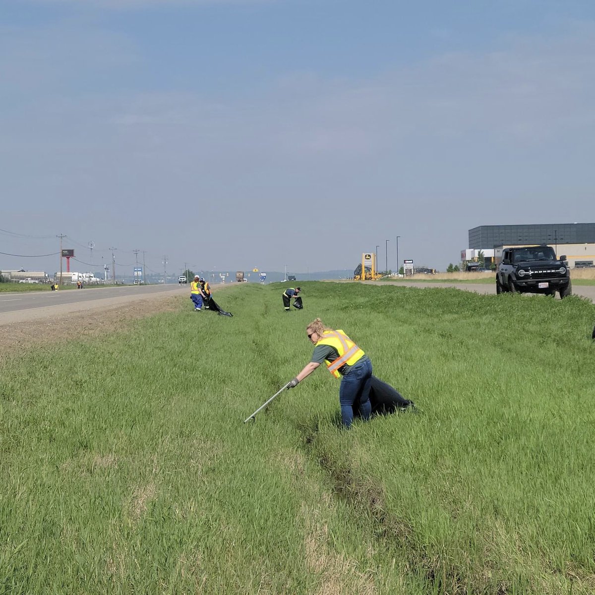 Last week our Fort St. John team joined five other local companies and took to the ditches of the Alaska Highway. 

Together, we ‘pitched-in’ to clean up around 60 bags of garbage and other disposed of items spanning about 5km of the Highway.

#community #fortstjohn #teamwork