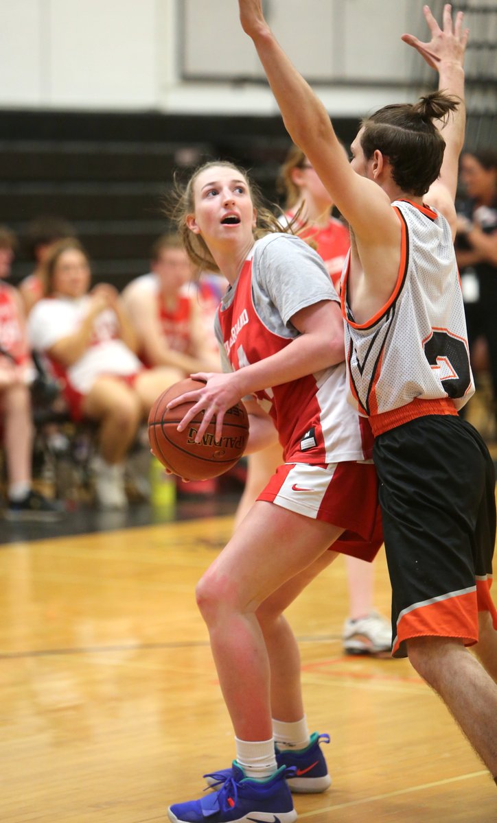 Guilderland's late push comes up short as the Dutch fall 31-28 to Mohonasen in the Championship. James McNeil led the Dutch w/ 31 points, Mirzad Glavic had 8 pts. @theAEnews @GoDutchAthletix @GHS_unified @UnifiedSportsNY