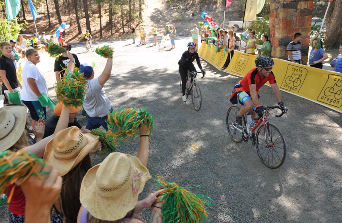 cycle_fans's tweet photo. Cycle Oregon’s famous weeklong ride will end after this year.🚴♂️
-
https://t.co/uktLFR8pXL
-
Join CycleFans Today 👉 https://t.co/1B9cp2Dq1M
-
-
#cycleoregon #cyclingtips #weekendride #cycling #cyclinglife #bicycle #cyclefans #bicycles #bicyclelove #bikelane https://t.co/H3tZv2693I