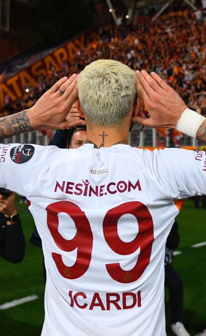 afsarli77's tweet photo. Gel bir sarayımmmm
Aşkınnnn olayımmmm #Icardi https://t.co/t2gubhPvff