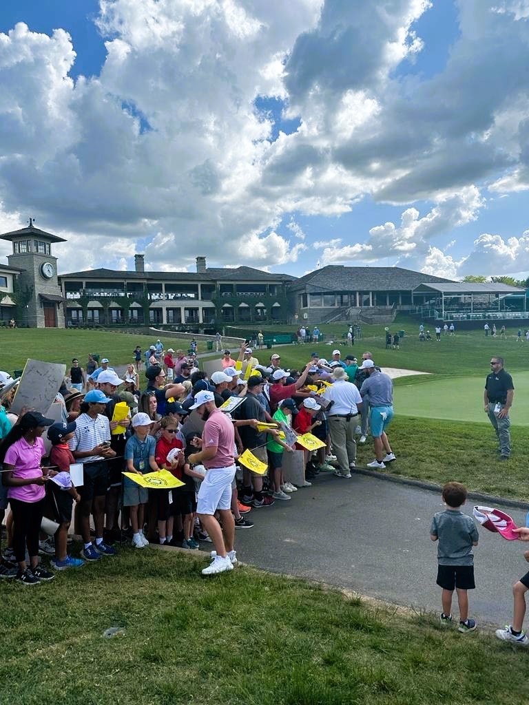 intlsportsmgmt's tweet photo. We love Practice Rounds! It's great to see different approach shots in anticipation of the week ahead, but even more fun to watch stars like Tyrrell Hatton &amp; #MastersChampion @JonRahmpga signing autographs at the @MemorialGolf Tournament hosted at gorgeous Muirfield Village G.C. https://t.co/pIXHRhyrHE