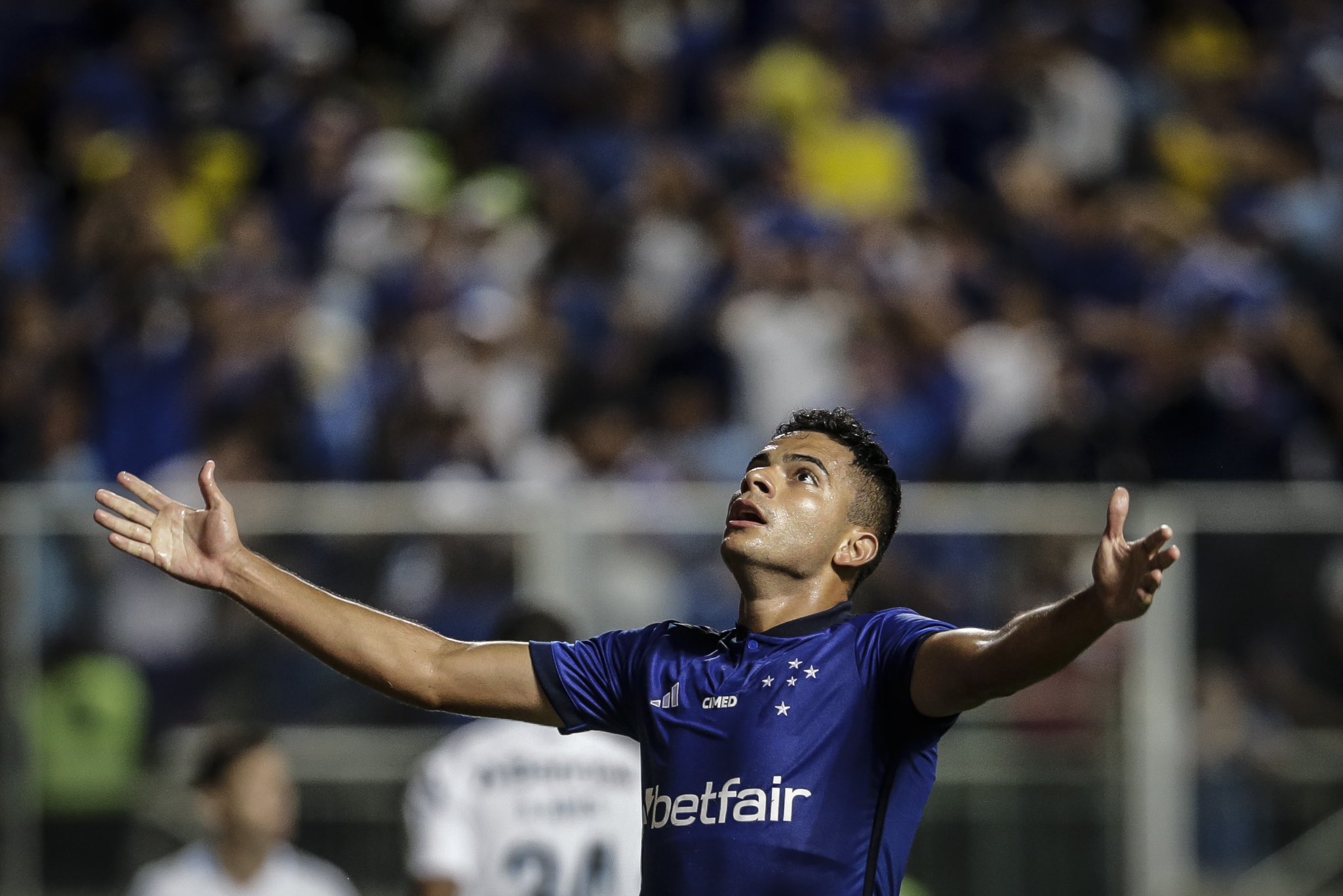 Cruzeiro Esporte Clube - Bom dia, Nação Azul! 🔵⚪🦊 #AMANHÃTEMCRUZEIRO e o  Mineirão será todo POPULAR mais uma vez! Os ingressos para a partida entre #Cruzeiro  x Vasco, continuam à venda hoje