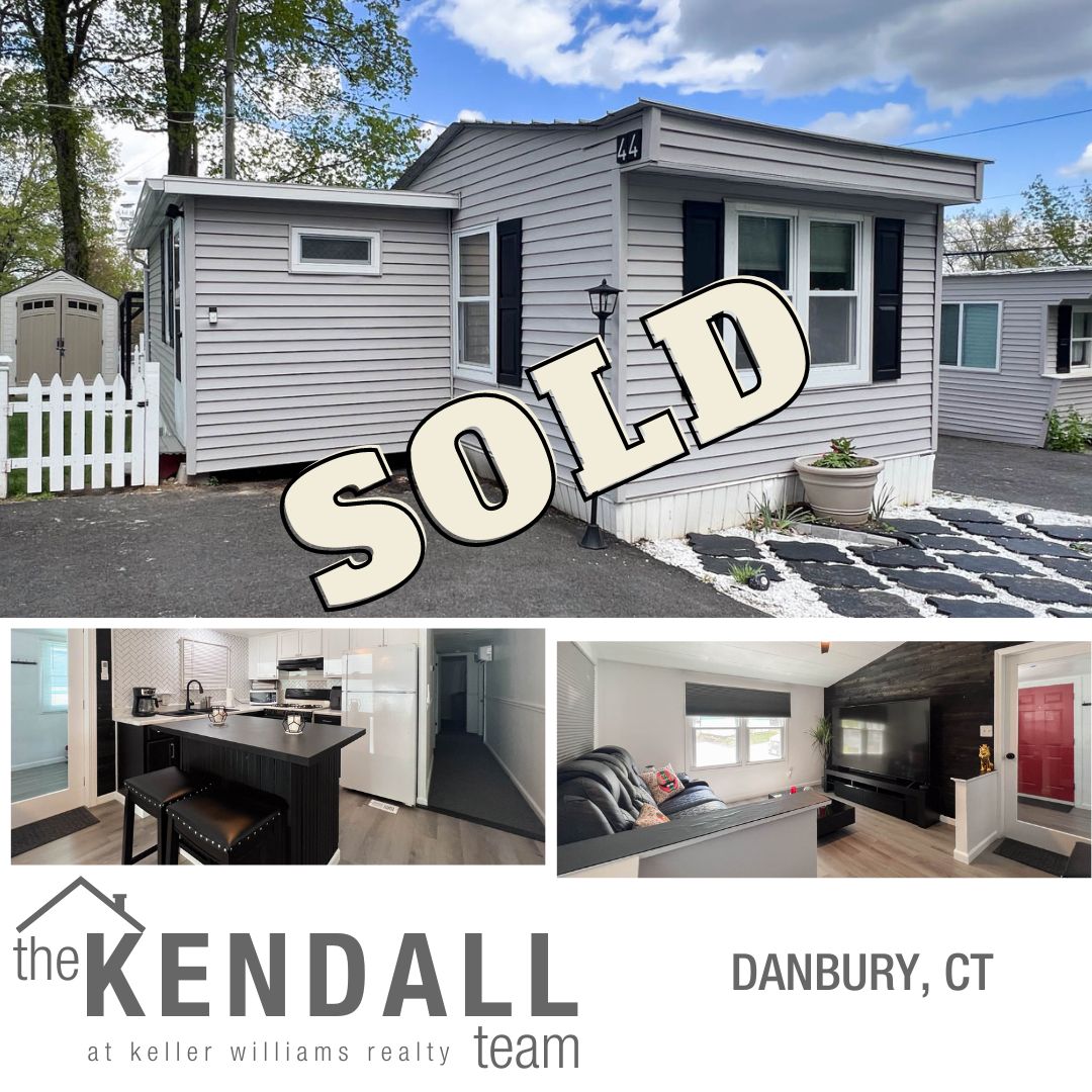 SOLD👏🏡
Multiple offers / 10k over asking sale price🤗

#sold, #offers, #danburyct, #ctrealestate, #realestate, #newhome, #moving, #selling, #buying, #kw, #kgre, #bestofzillow, #premieragent, #toprealestateteam, #whoyouworkwithmatters