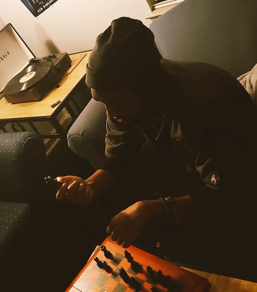 B5Henry's tweet photo. Sit Back and Watch https://t.co/Kor07tyVix