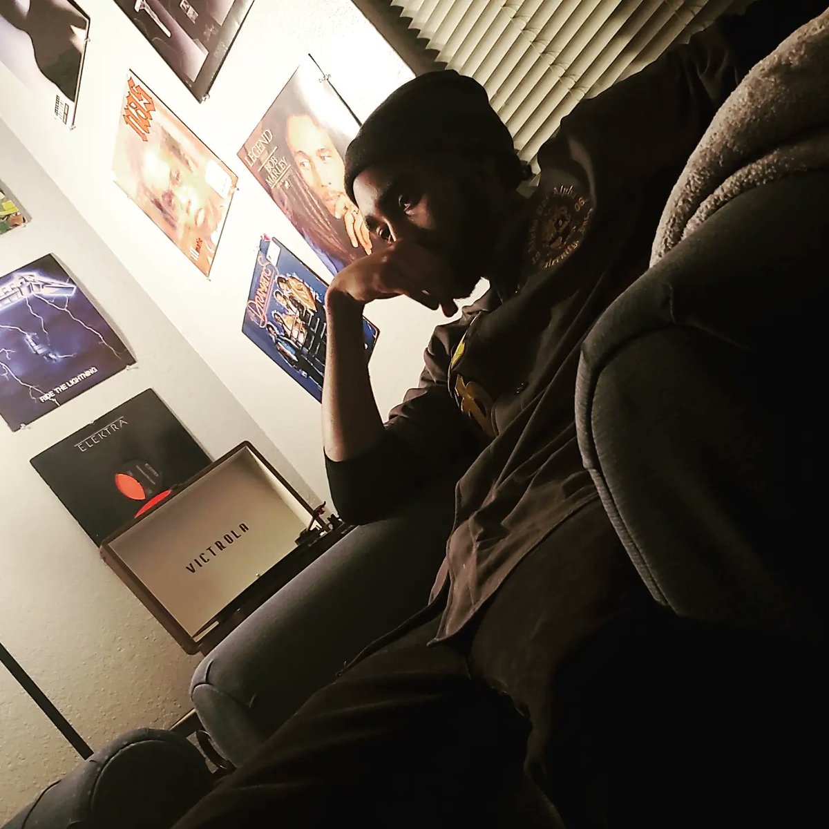 B5Henry's tweet photo. Sit Back and Watch https://t.co/Kor07tyVix