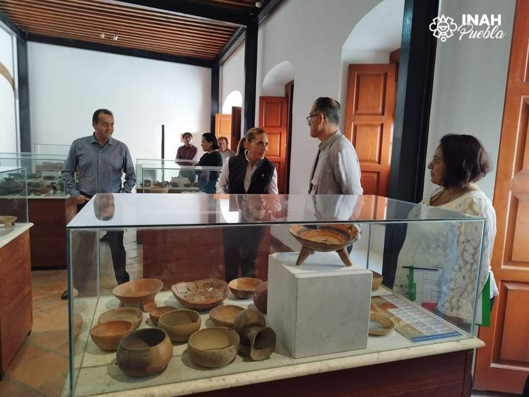 laredcincoradio's tweet image. ➡️ || Para preservar el legado arqueológico de la ciudad de Cholula, la Secretaría de Cultura federal, a través del INAH, con su representación en #Puebla, signó un #ConvenioDeColaboración con el Ayuntamiento de San Pedro Cholula para llevar a cabo labores de salvamento…