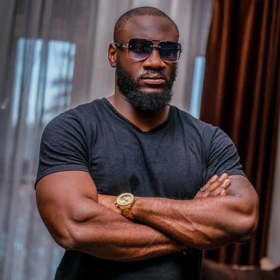 AleshOfficiel's tweet image. #AmiDenfance #Frere #Makila #HotBoyzForLife 🩸🤞🏽