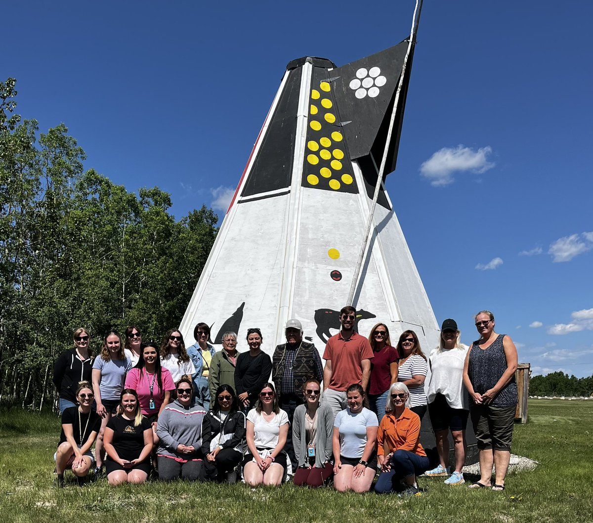 JohnstoneSchool's tweet photo. We had a powerful day of learning at Brown Bear Woman Meeting Center with Bruce and Deanna Starlight. We made deep connections to their stories and will be forever impacted.  @Indigenous_cbe @yyCBEdu #belonging https://t.co/TdjL5lcWa8