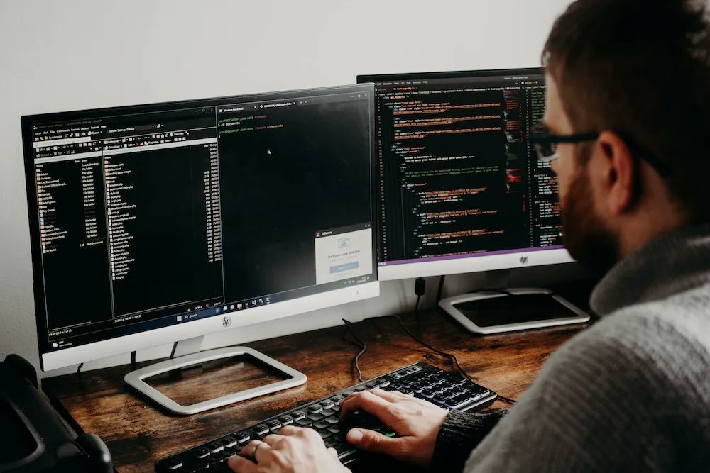 thedemandloft's tweet image. Enterprise Web Development fuels digital success. It ensures scalability, security, integration, and stellar user experiences. Embrace modern frameworks, cloud computing, and mobile responsiveness to thrive in the digital age. #EnterpriseWebDevelopment #DigitalSuccess #B2B
