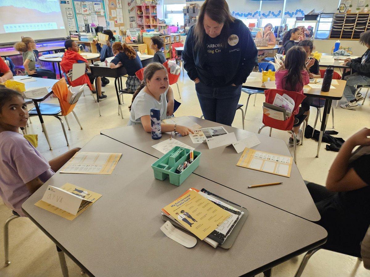 𝕄𝕤. 𝕄𝕠𝕟𝕚𝕫 tweet media