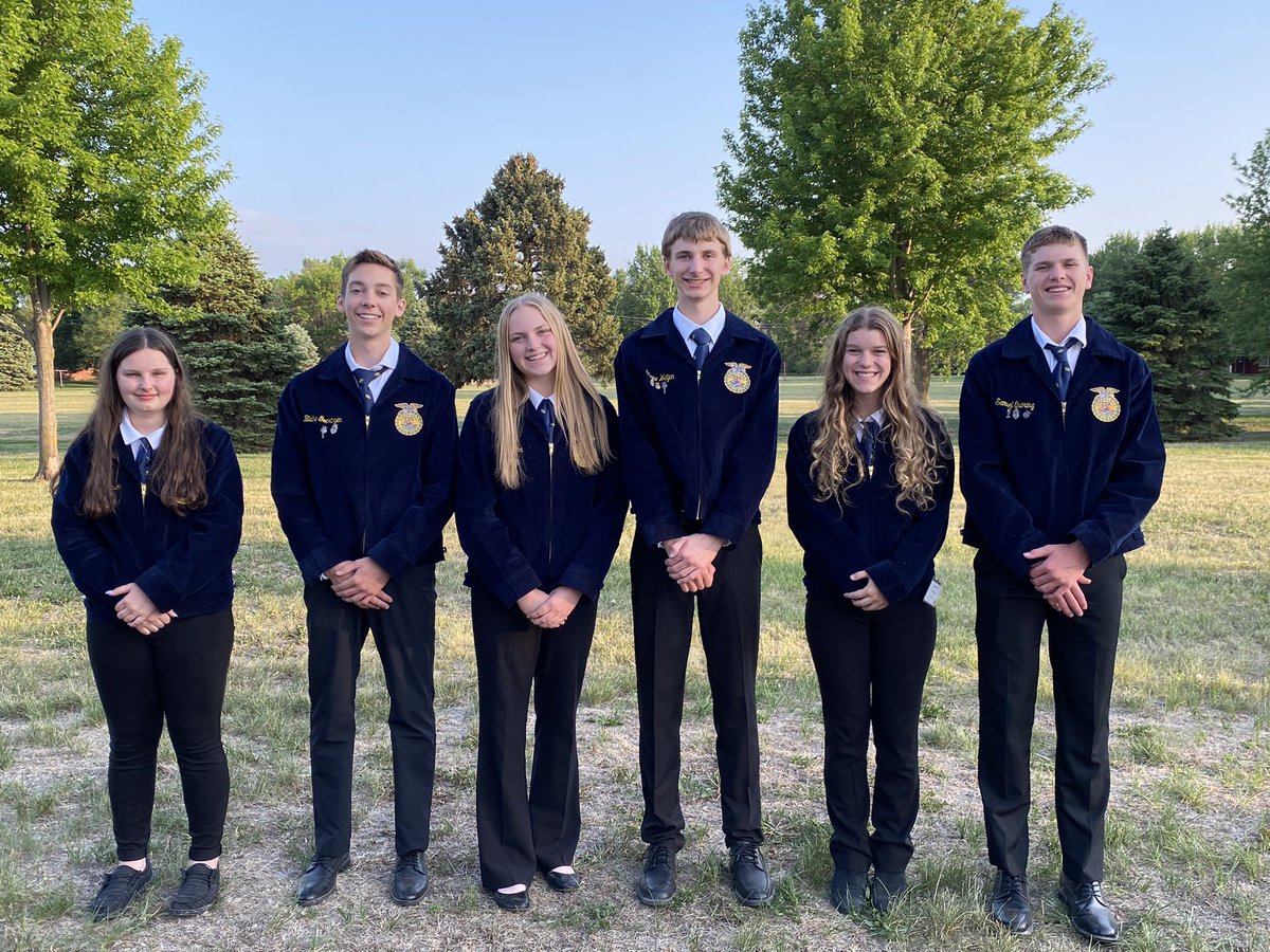 HeartlandFFA's tweet photo. 2023-24 Officer team attended COLT conference last week to learn more about their new roles and build teamwork! https://t.co/OZLBoafpPp