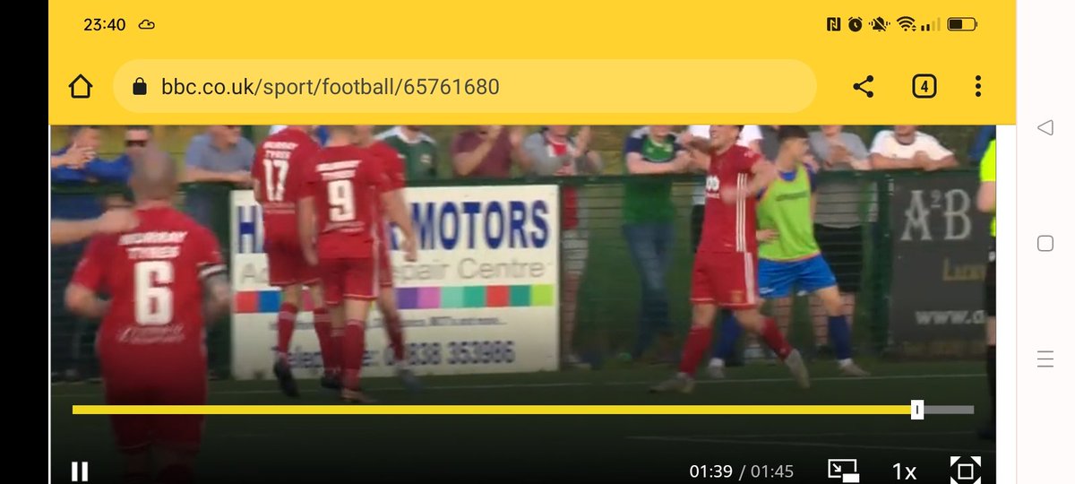 Ooooooo half way they 2:1

#annaghutd 
#hanovermotors