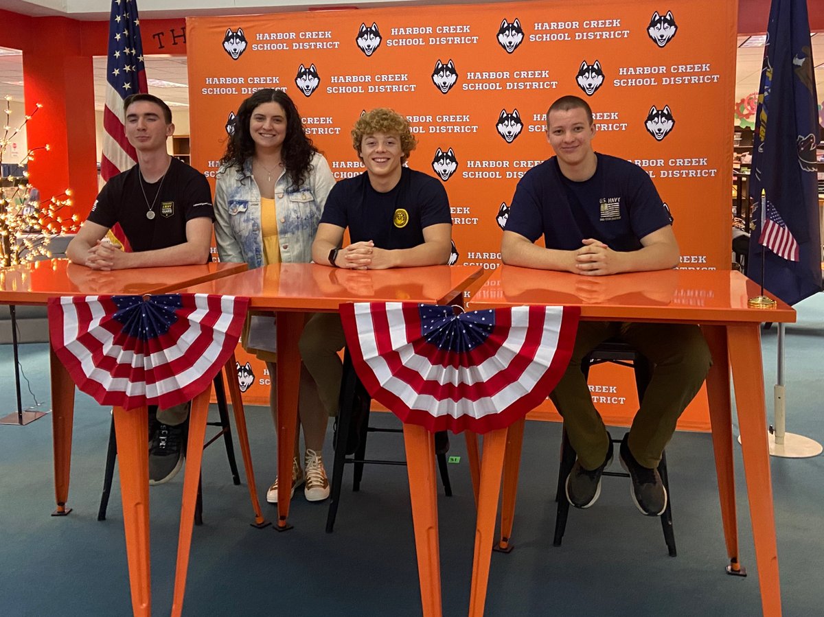 HCPrincipals's tweet photo. Today we took time to thank & appreciation our three seniors, Braden Raymond, Ryan Garner (Navy) & Christopher Cordosi (Army National Guard) who enlisted in the military after graduation. Thank you Mrs. Thomas for her inspiration words and for your service. #HCBeTheOne #HCProud https://t.co/XsdTeiApyb