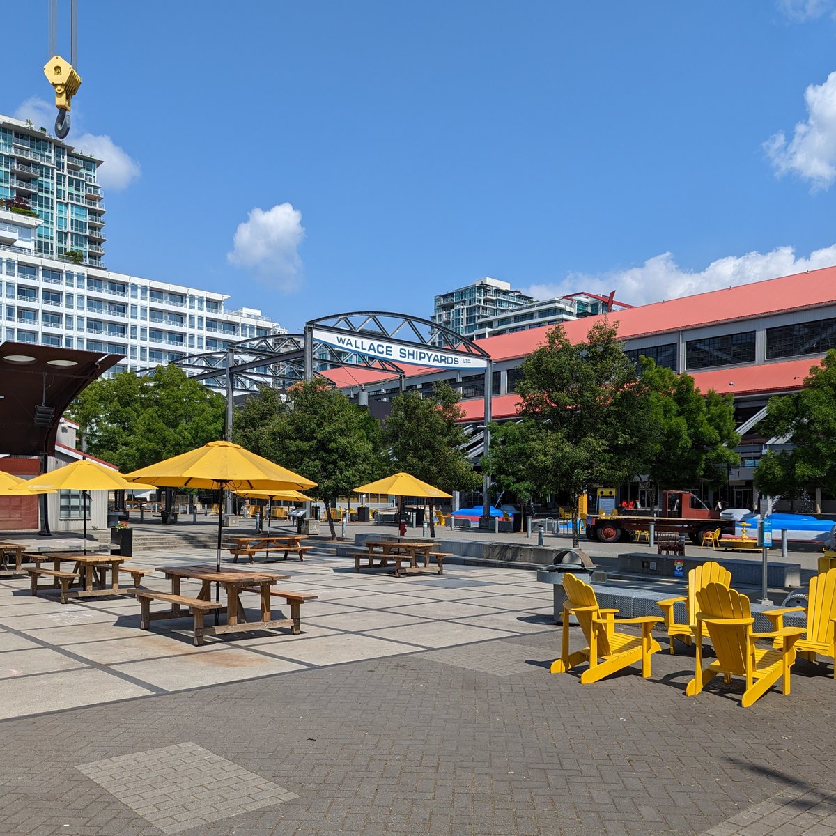 Head down to the Shipyards on weekends throughout the summer to sample all the sips of the area! The Brew Yard at The Quay is a collaboration between Lonsdale Quay Market and the 7 breweries, 1 cidery, 1 distillery, and 1 winery of The Shipyards Brewery District. 
#lonsdalequay