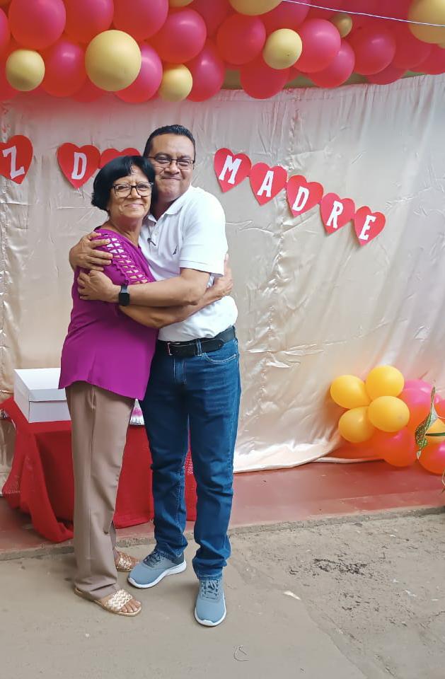 #30Mayo dia de las #MadresGranAmor Te debo tanto y me pides tan poco… que no sé cómo voy a poder devolverte ni la mitad del amor que me regalas a diario. Gracias, mamá. ¡Por todo! ¡Muchas felicidades!