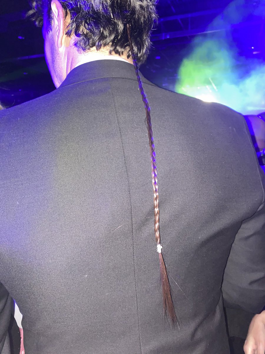 HeatherStJohn10's tweet photo. Details matter! Something we had in common with this nice man we met with the #JK inspired rat tail who offered to take our picture in our #JM inspired blue - taking in the prom sign perfectly! Thank you! This one’s getting framed! #BlockConProm 💙 https://t.co/IvQIumjg4h