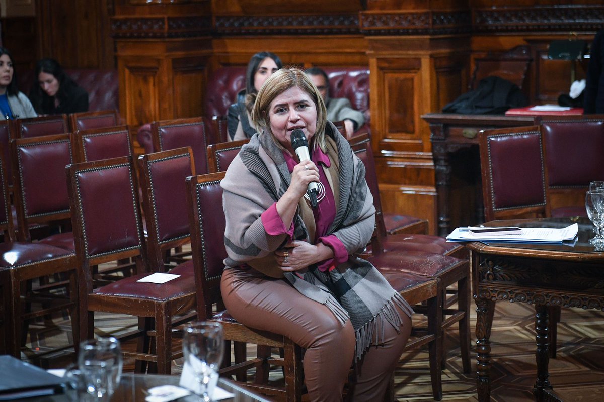 vegaclara's tweet photo. 🏛 • En la Comisión de Presupuesto y Hacienda del @senadoargentina, analizamos el proyecto de régimen simplificado para pequeños contribuyentes tecnológicos #MonoTech. Una gran iniciativa para impulsar a muchos jóvenes que se desarrollan en la economía del conocimiento 🙌 https://t.co/HrCqJ8o3Ap