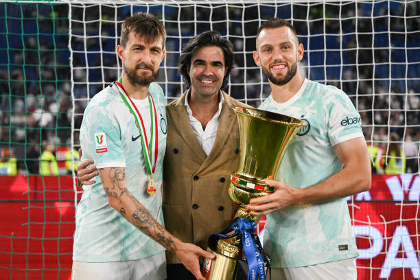 Federico Pastorello jelaskan situasi dua kliennya di Inter yang kontraknya akan berakhir pada akhir Juni bulan depan.

fansnerazzurri.com/federico-pasto…