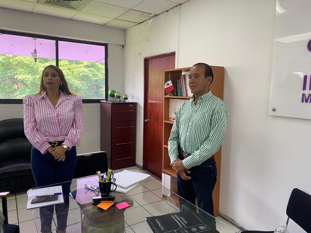 IneeaMorelos's tweet photo. La directora general Brenda Yanin Román Jaime sostuvo una reunión con Salvador Gutiérrez, responsable de vinculación del DGETAyCM con el propósito de que las y los alumnos apoyen en el Movimiento Nacional por la Alfabetización y la Educación #MoNAE

#LaEducaciónTransforma #MoNAE https://t.co/it00kqJn2d