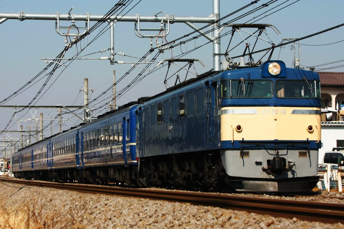「6019はブタ鼻であってこそだと思ってるので1灯は2回しか走行撮ってないです…。」|ryoのイラスト