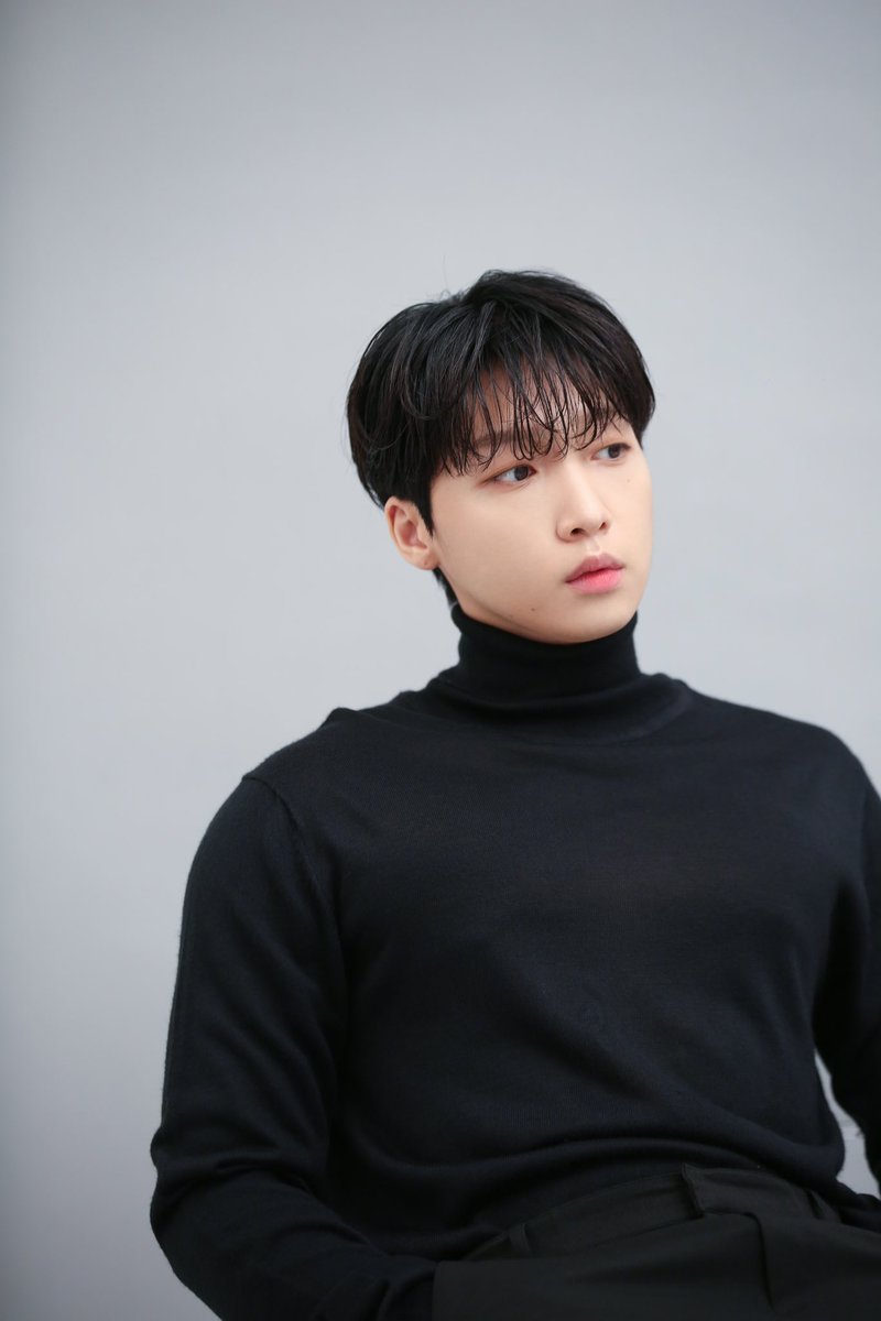 jeongsewoon_twt's tweet photo. [#정세운]
세운이 생일 맞이 비주얼 파티 오픈 🎂🎉
정세운 소극장 콘서트 <THE WAVE>
MD 촬영 비하인드 🖤🤍

https://t.co/xNEyrhhE7o

#JEONGSEWOON 
#세운이생일_2100만큼_축하해 🍀
#HAPPYSEWOONDAY 💜💛 https://t.co/gfJ6dxRnqJ