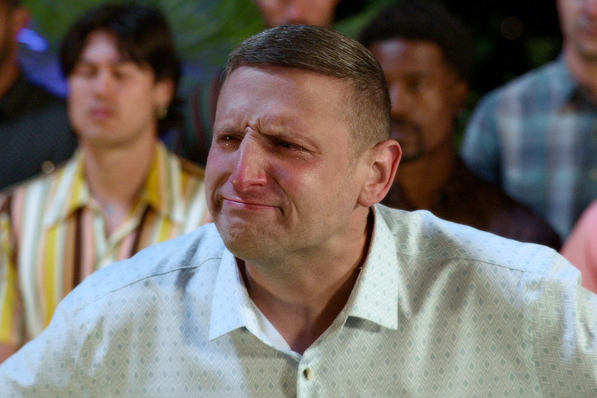Decider on twitter ithinkyoushouldleave with tim robinson hasn t