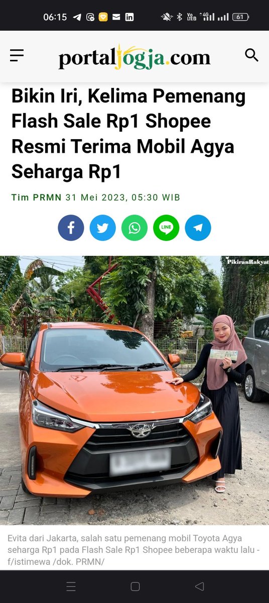 Beberapa waktu lalu Flash Sale Rp1 Shopee sempat menghebohkan masyarakat lantaran ada lima orang yang beruntung mendapatkan masing-masing 1 unit mobil Toyota Agya dengan harga Rp1 saja. Saat itu Flash Sale ini berlangsung pada 4 April 2023 dan cukup mendapat perhatian publik.