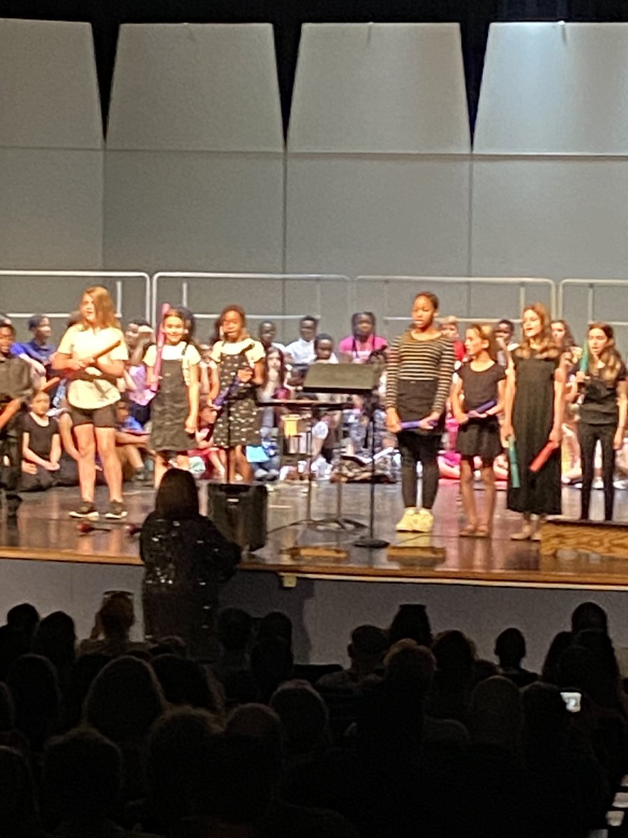 GigliottiVince's tweet photo. Our 5th grade choir performing at the district wide 5th grade choir concert! They did an amazing job. #berkleydifference #angellisallthat https://t.co/nBvxubBJtz