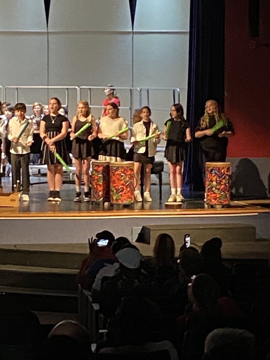 GigliottiVince's tweet photo. Our 5th grade choir performing at the district wide 5th grade choir concert! They did an amazing job. #berkleydifference #angellisallthat https://t.co/nBvxubBJtz