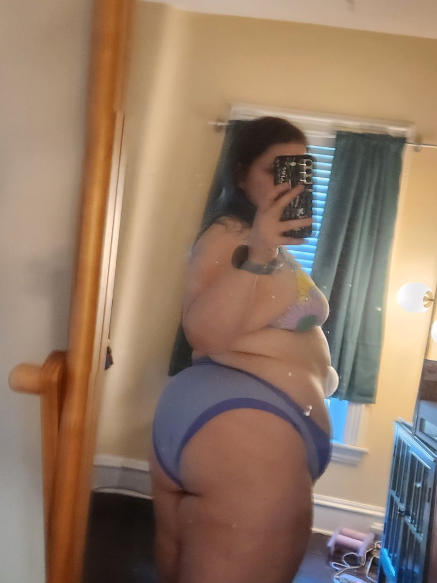 poststruggles's tweet image. I am still on my way but happy to know that I look so much healthier than I did two years ago in a suit.