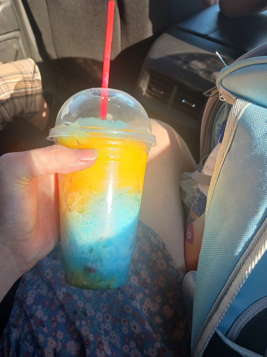 ShotoTo1155402's tweet image. I just did a good thing 
I don't regret this thing at all
I bet you wondering what I did 
I tell you what it is
I went to the store with my girls and made a drink based off my favorite ship. 

Lmao